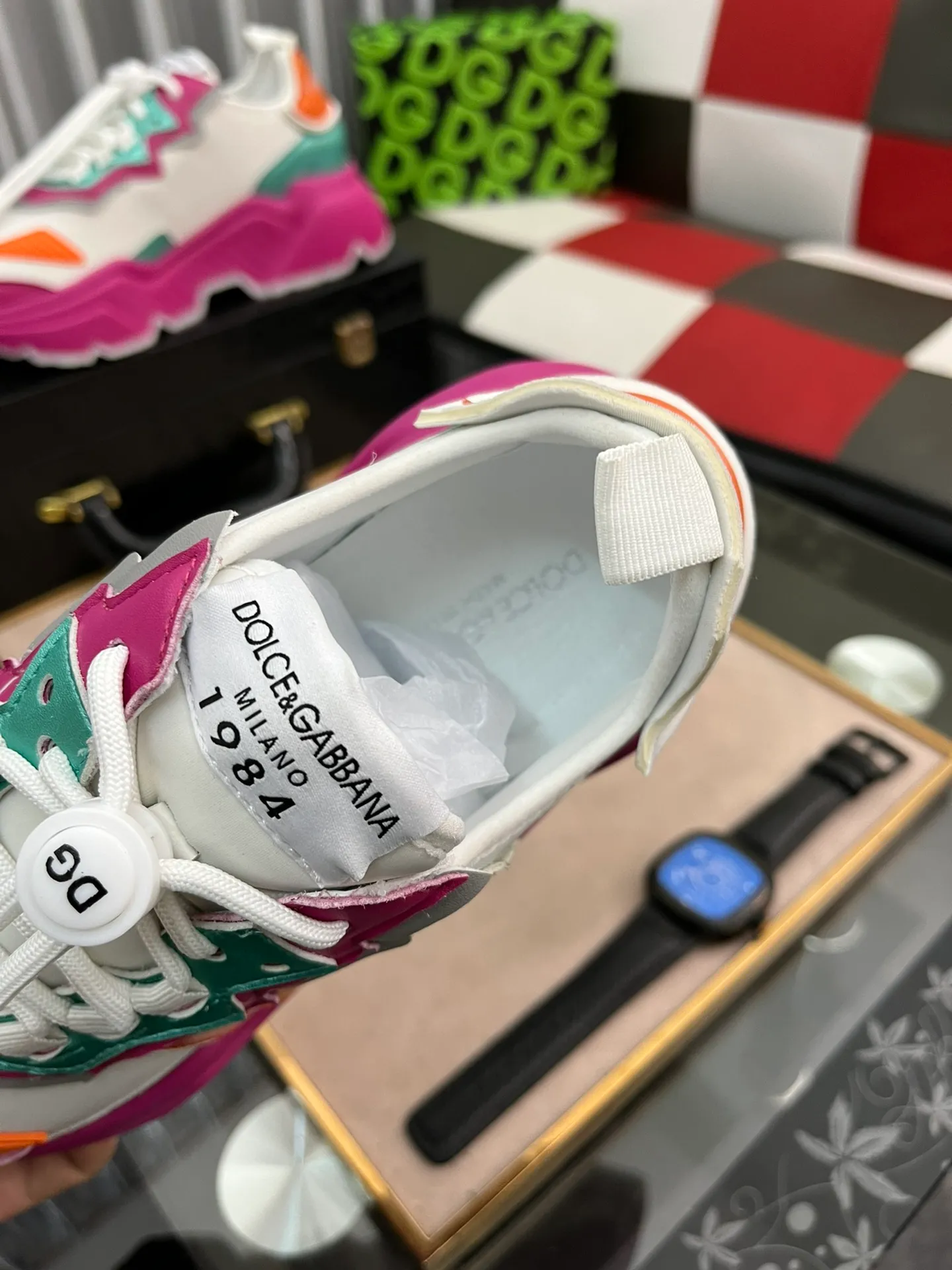 Ex-factory price 480⌚️⌚️[DG] Men's casual shoes, high-end quality, synchronized with counters, the version is compared with the original version, the upper is imported cowhide and the outsole is glued, the lining is full cowhide, exquisite and luxurious, size: 38–453⃣️Colors available
